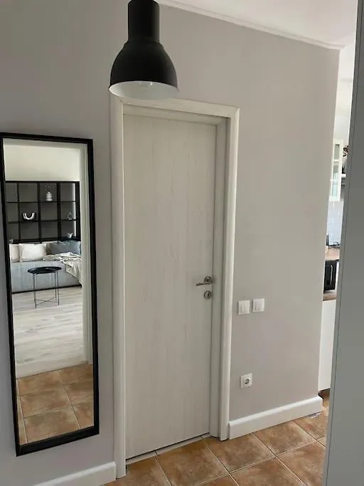 Stylish Studio - Piata Alba Iulia Bucharest